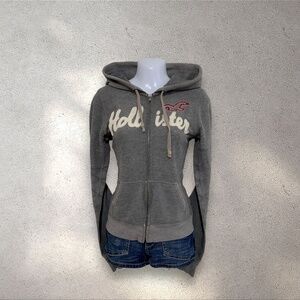 Early 2000s Hollister Co. Grey Zip Up Hoodie